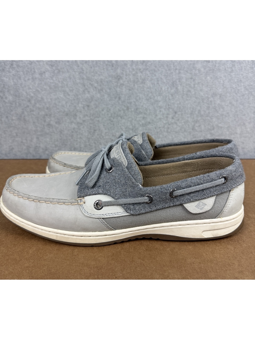 Women’s Sperry Boat Shoes Womens Size Grey Two Tone